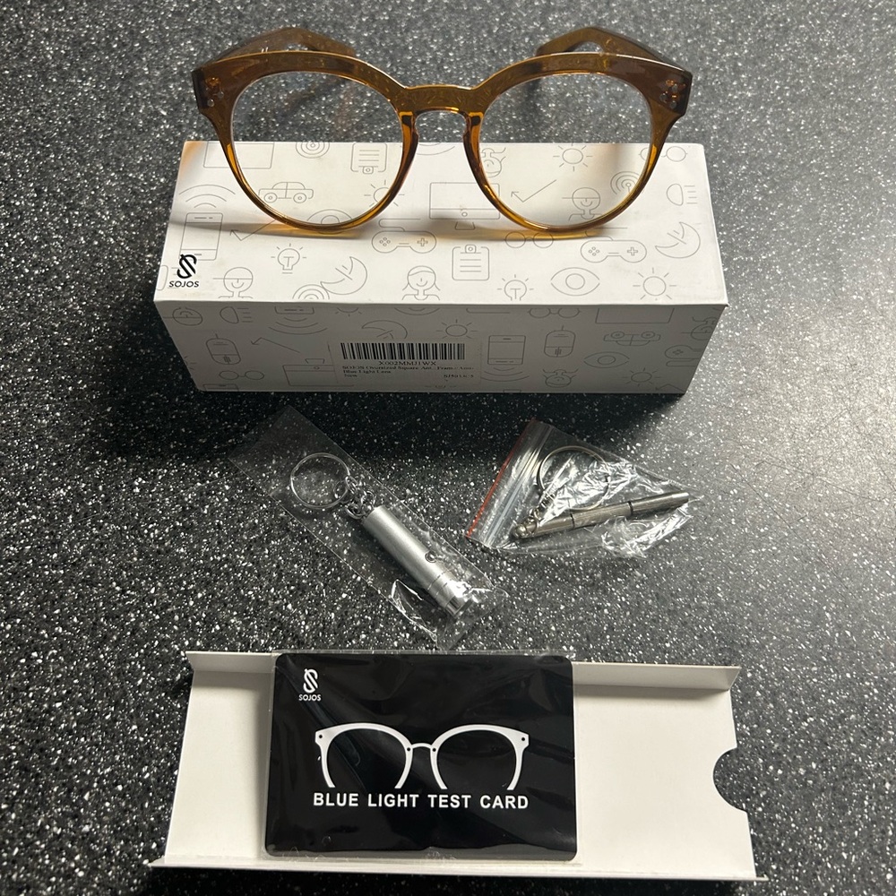 Sojo stylist clear lens shades😎🤓🥸